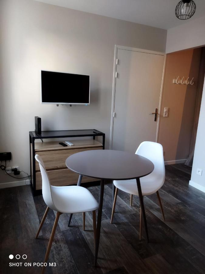 Joli T1 Hypercentre Rochefort Екстериор снимка